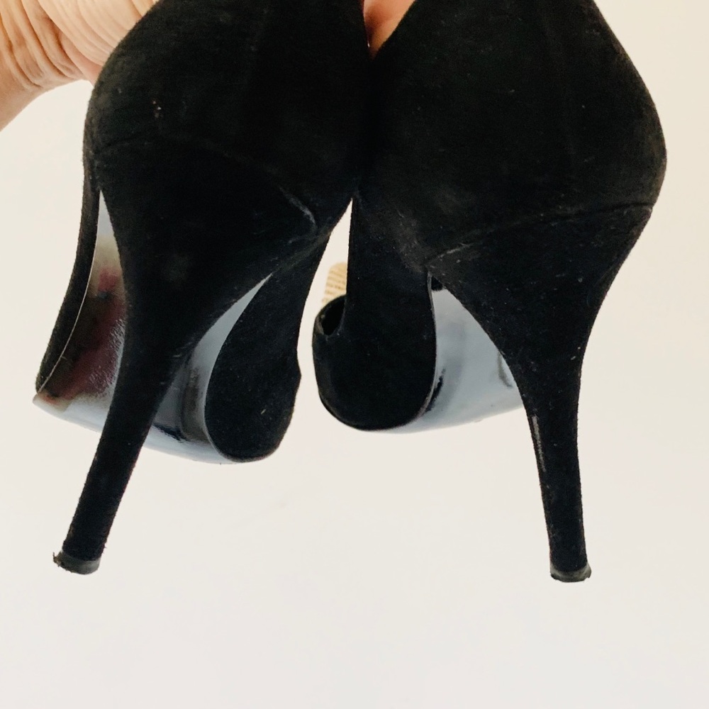 Stuart Weitzman Suede & Python Avant-Garde Heels - image 4